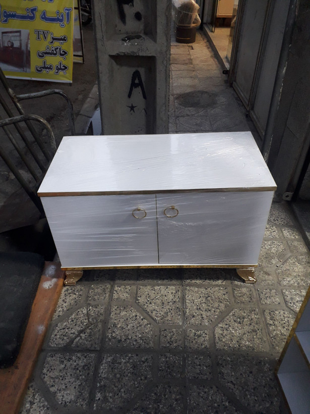 استند چوبی